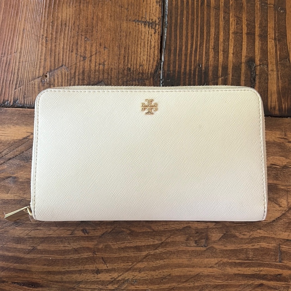 Tory Burch Wallet
